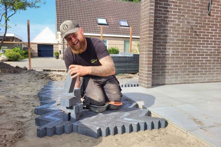 Bestrating aanleggen in Noord-Nederland
