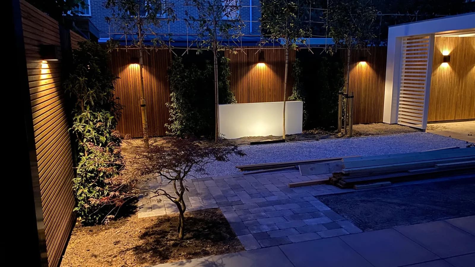 Rustgevende, luxueuze achtertuin in Eelde, beeld 8