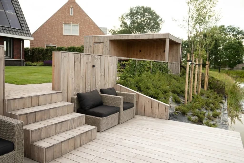 Onderhoudsvrije tuin aan het water in Leeuwarden, beeld 4