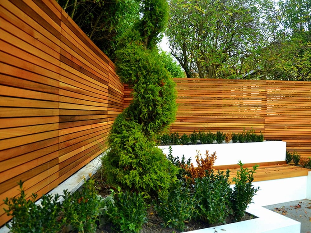Gevelbekleding in tuin