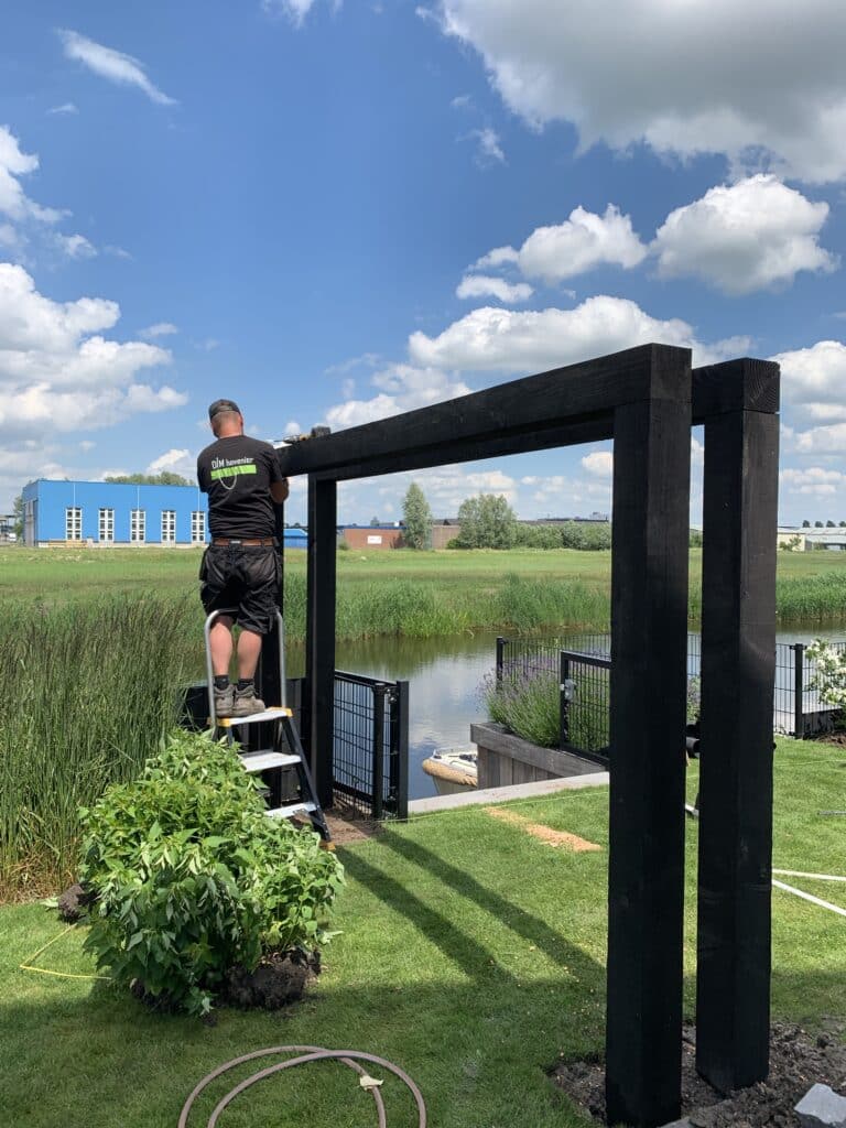 Pergola in tuin Drachten